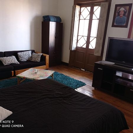 Hostal Irreal Santiago Luaran gambar