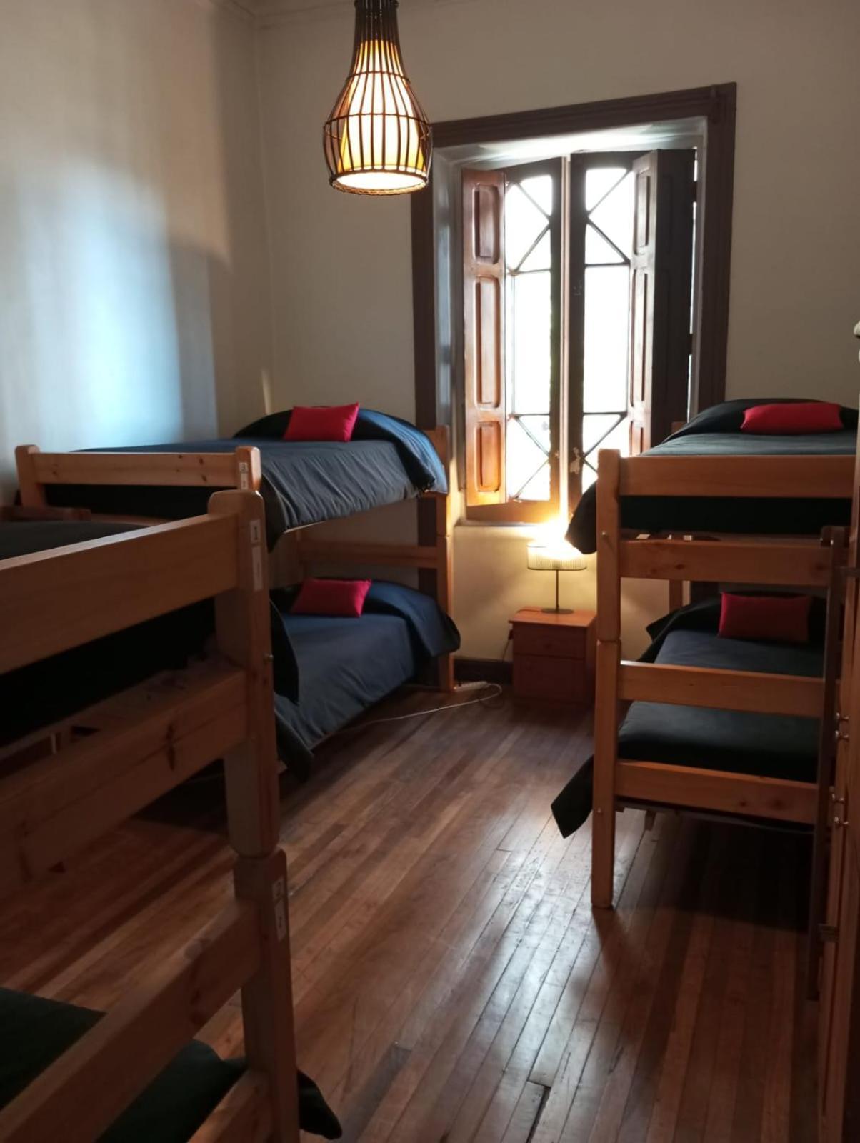 Hostal Irreal Santiago Luaran gambar