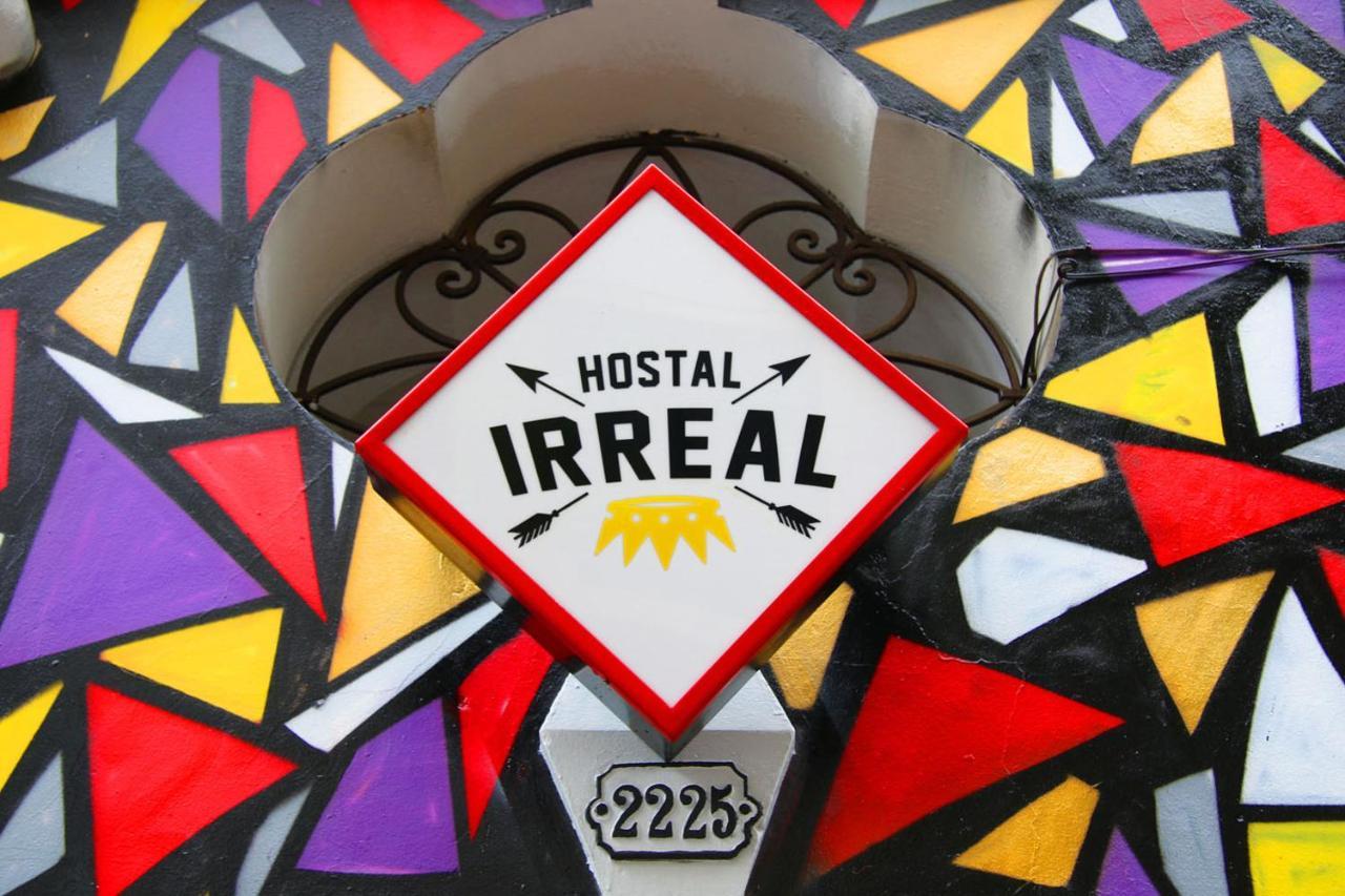 Hostal Irreal Santiago Luaran gambar